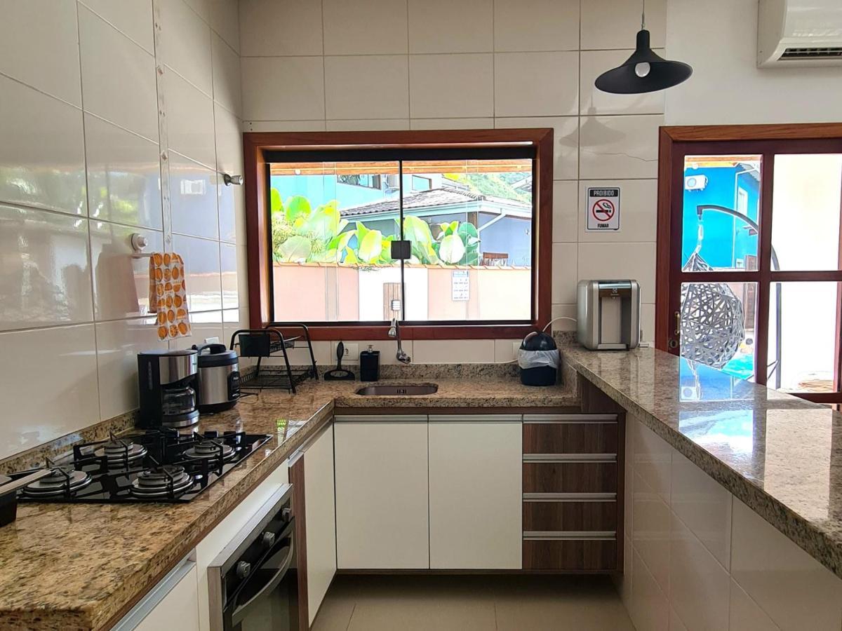 Linda Casa Em Ubatuba Condominio Fechado Екстер'єр фото
